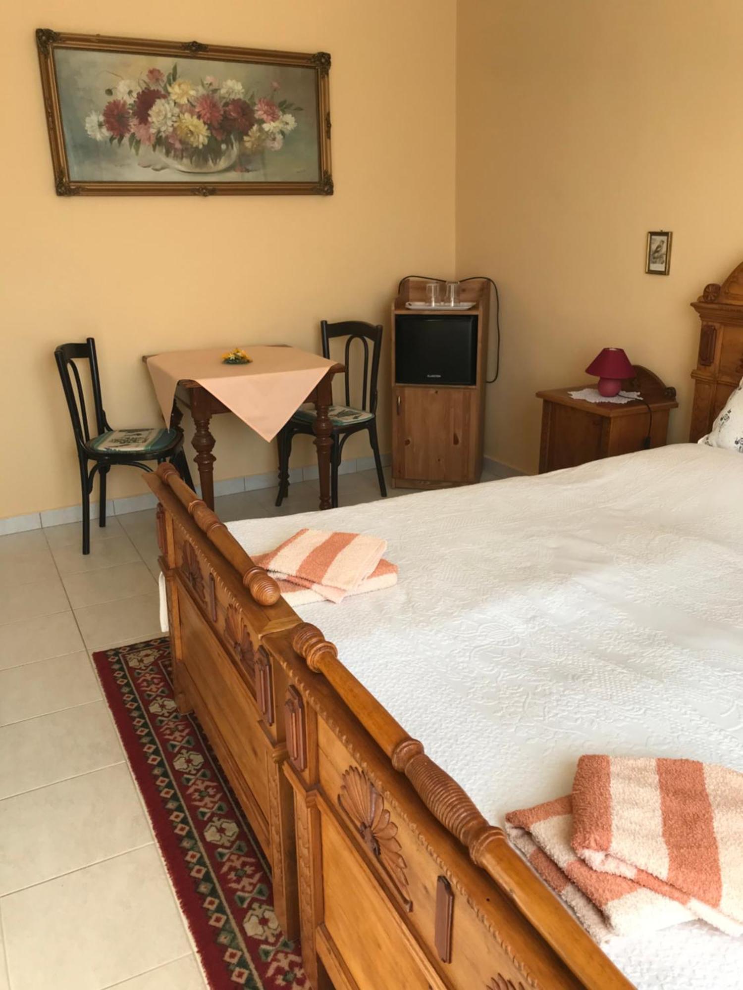 Falubiro Vendeghaza Bekolce Dış mekan fotoğraf